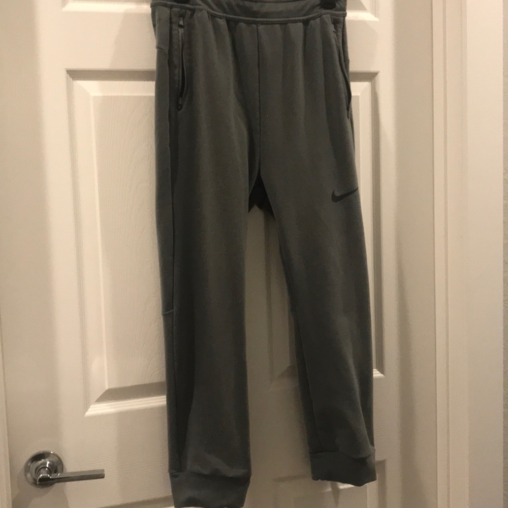Nike Sweatpants Dri-fit XL boys